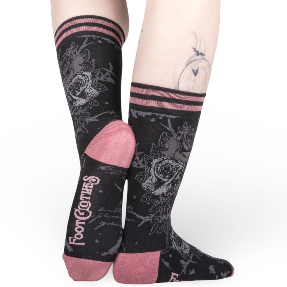 Footclothes - Nocturnal Eternal Roses Sokken - Zwart/Roze